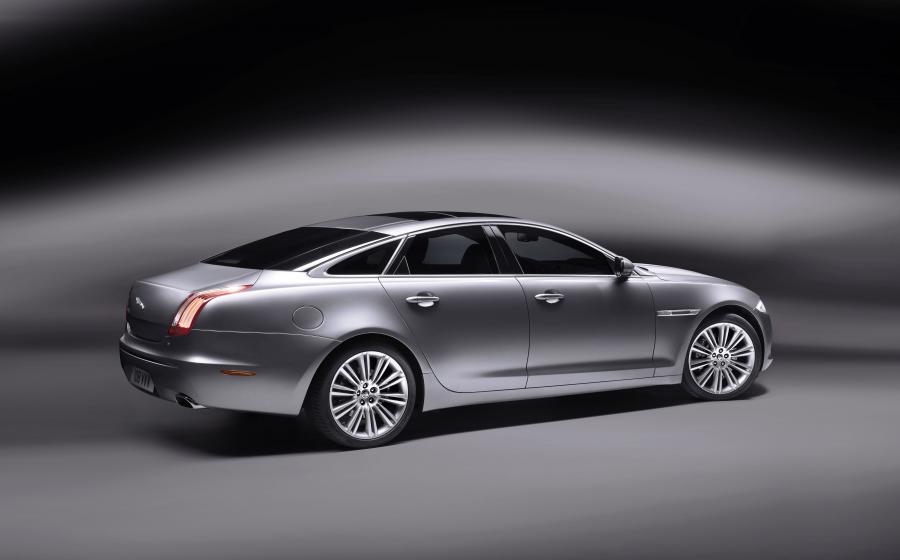 Jaguar XJ 2009 года  (фото 131 из 142)